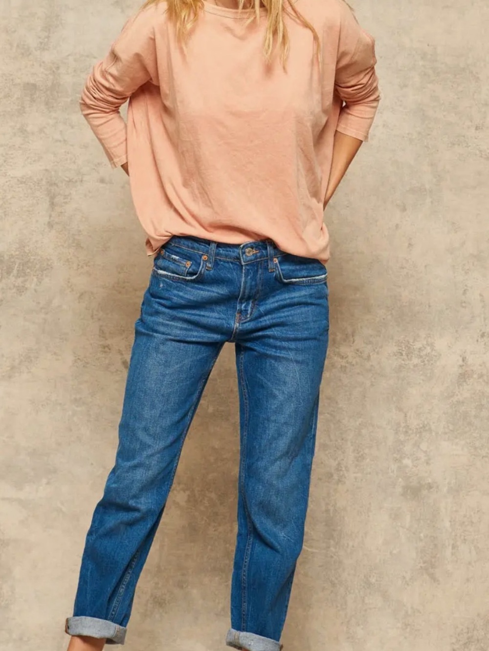 Relaxed Boyfriend Jeans in Medium Blue